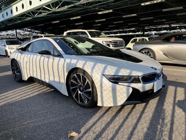 BMW i8 