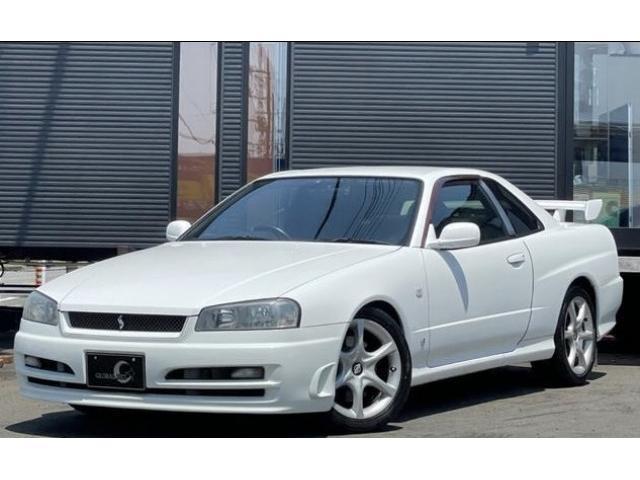 NISSAN SKYLINE 