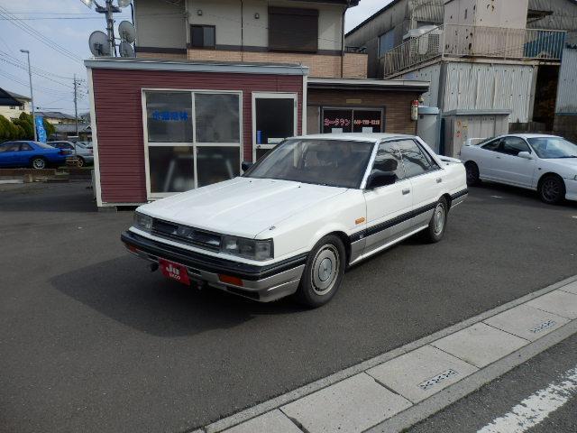 NISSAN SKYLINE 