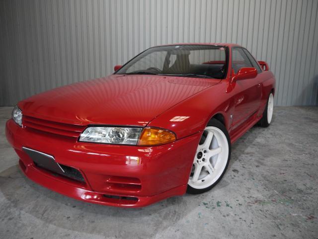 NISSAN SKYLINE 