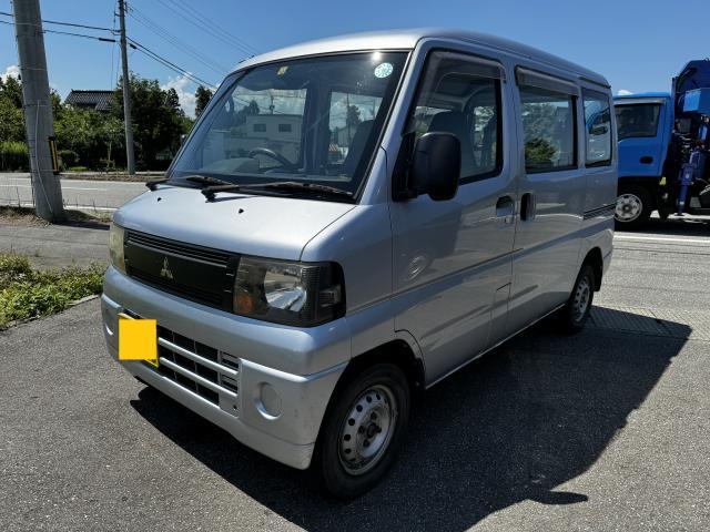 MITSUBISHI MINICAB VAN 