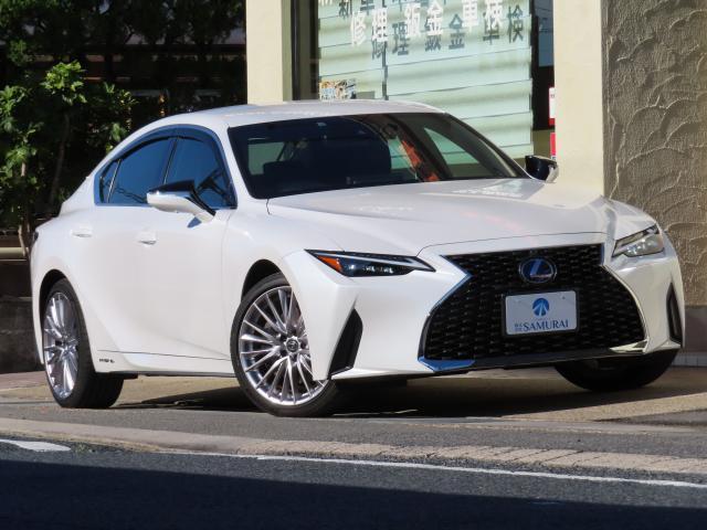 LEXUS IS 