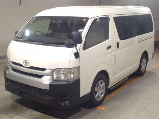 TOYOTA HIACE WAGON 