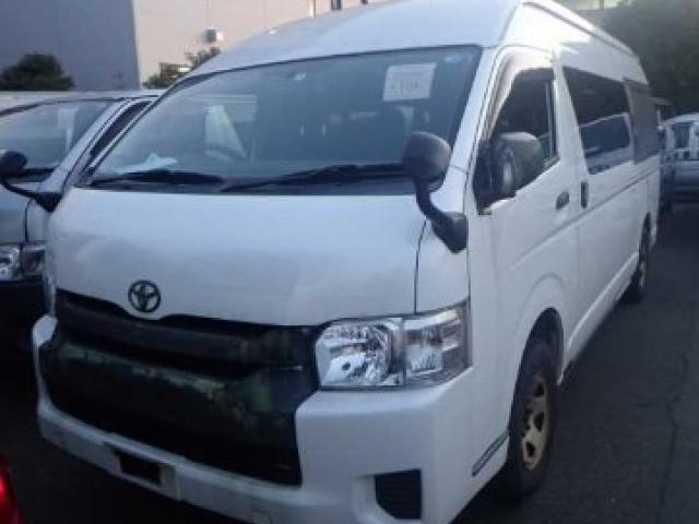 TOYOTA HIACE WAGON 