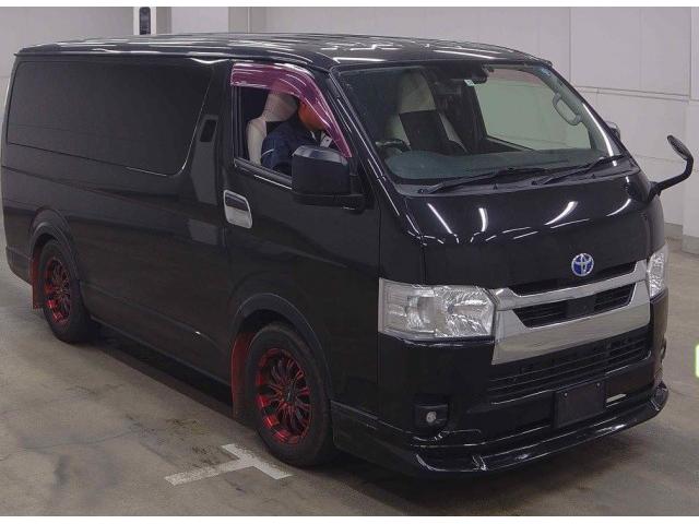 TOYOTA HIACE VAN 