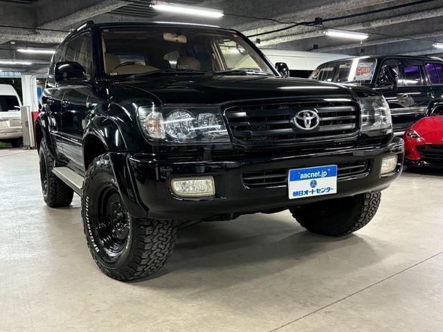 TOYOTA LAND CRUISER 100 