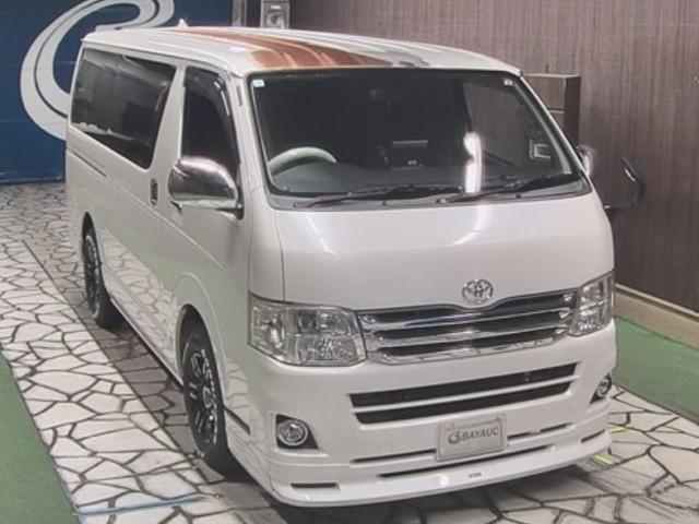 TOYOTA HIACE VAN 