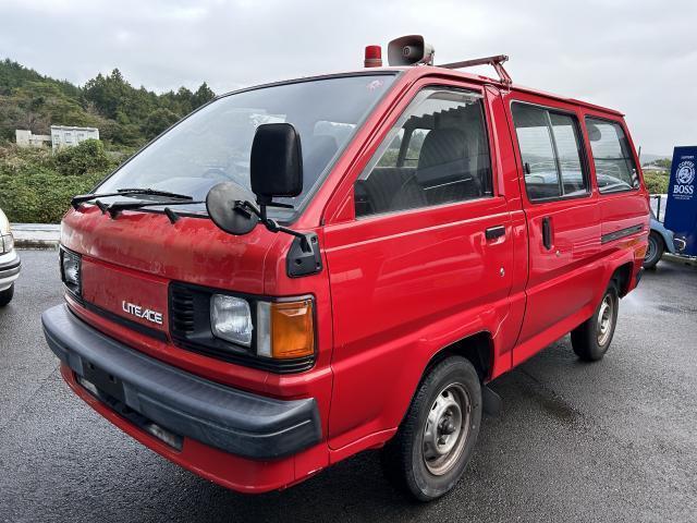 TOYOTA LITEACE VAN 