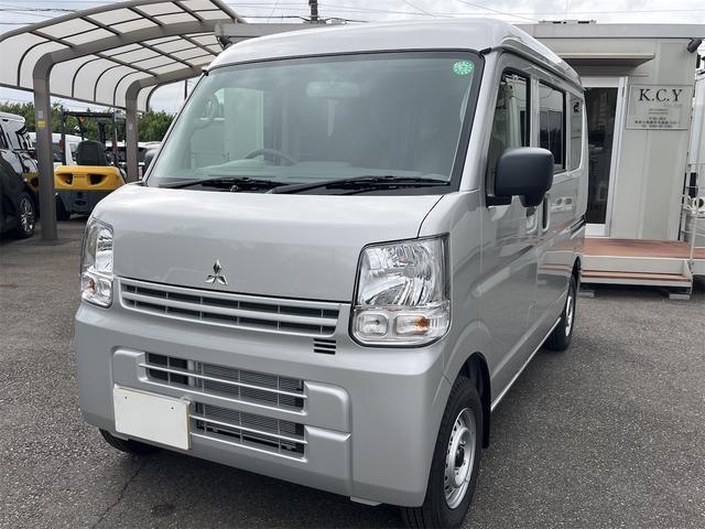 MITSUBISHI MINICAB VAN 