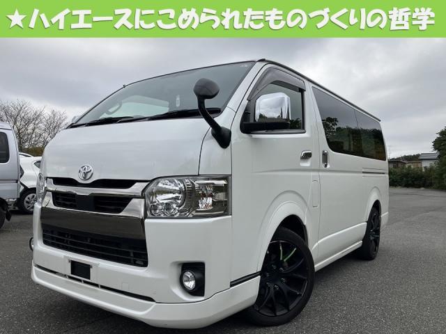 TOYOTA HIACE VAN 