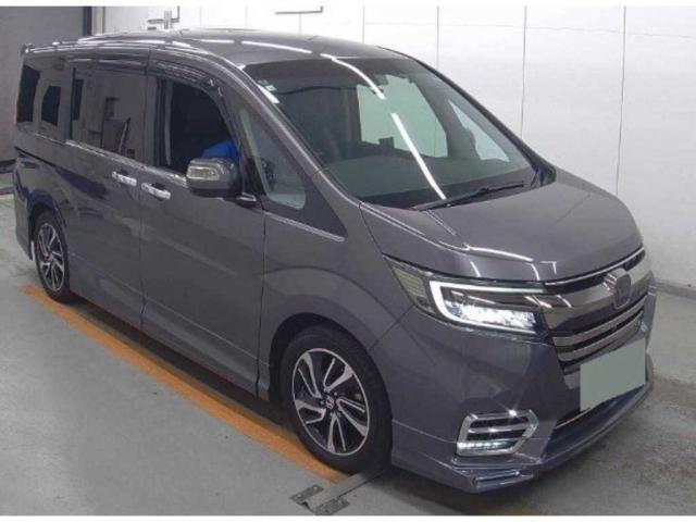 HONDA STEPWAGON SPADA 