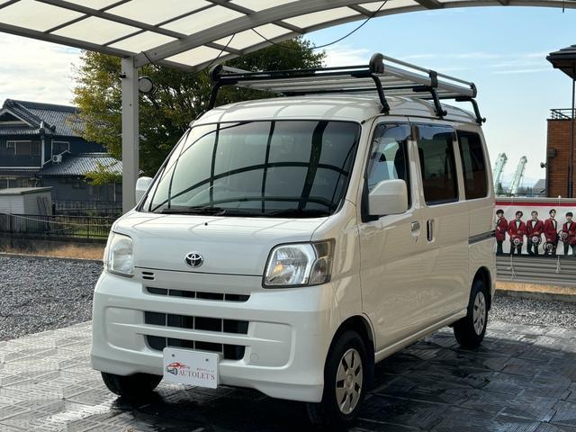 TOYOTA PIXIS VAN 