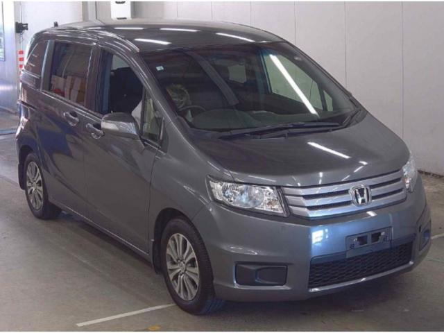 HONDA FREED SPIKE 