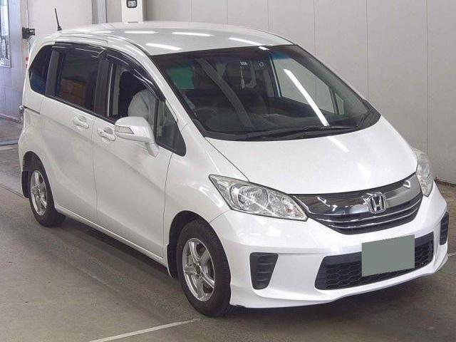 HONDA FREED HYBRID 