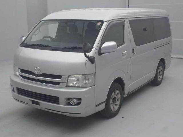 TOYOTA HIACE WAGON 