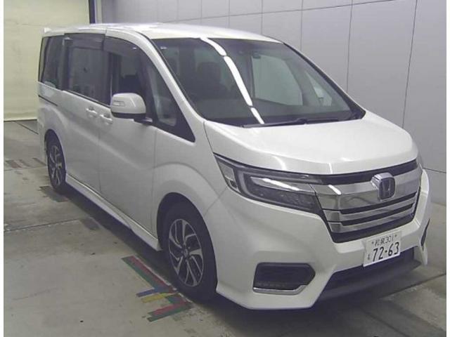 HONDA STEPWAGON SPADA 