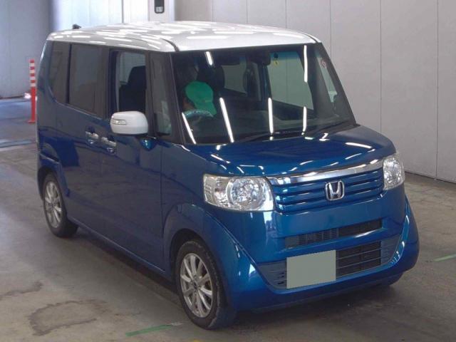 HONDA N-BOX 