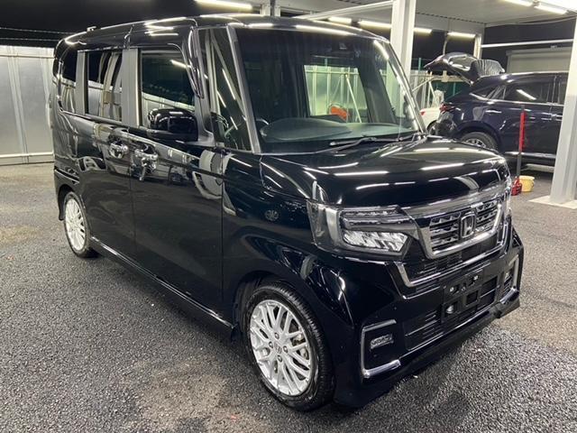 HONDA N-BOX CUSTOM 