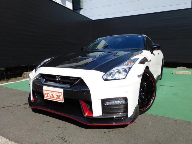 NISSAN GT-R 