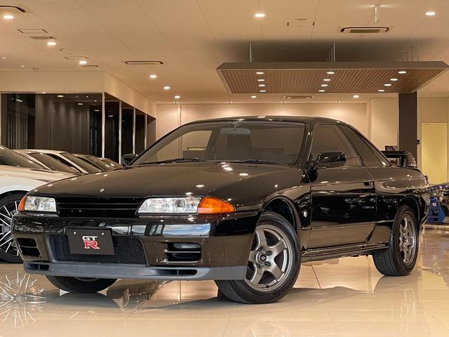 NISSAN SKYLINE 