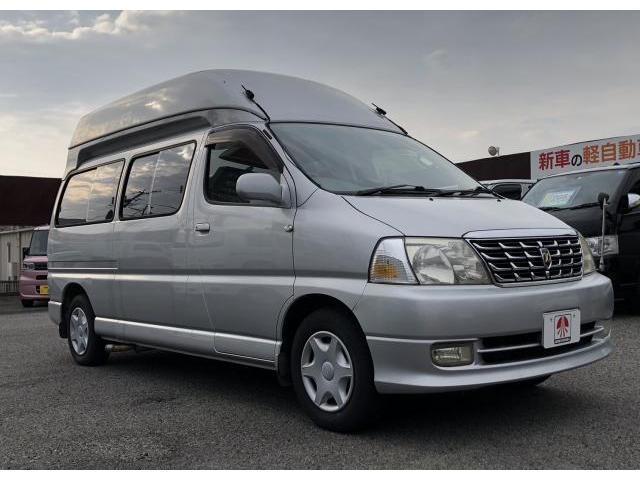 TOYOTA GRAND HIACE 