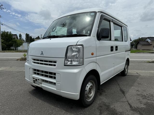 MITSUBISHI MINICAB VAN 