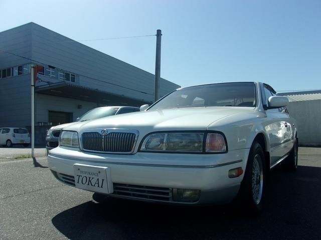 NISSAN INFINITI Q45 