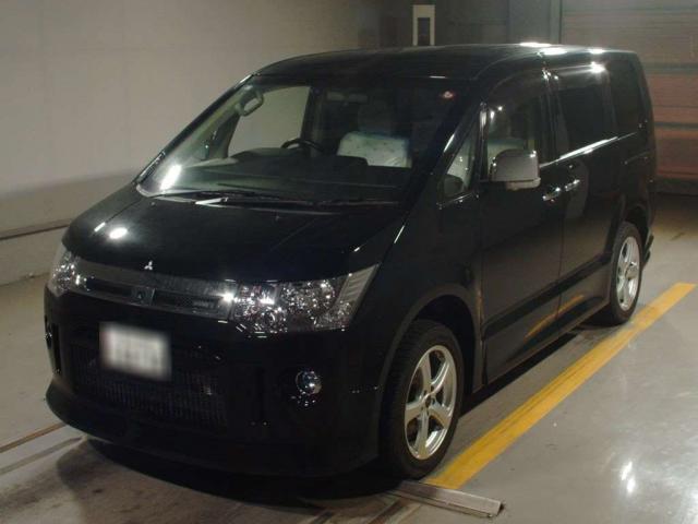 MITSUBISHI DELICA D:5 