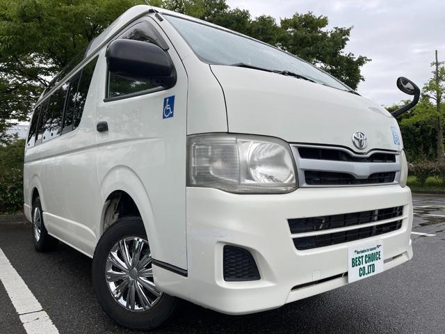 TOYOTA HIACE VAN 