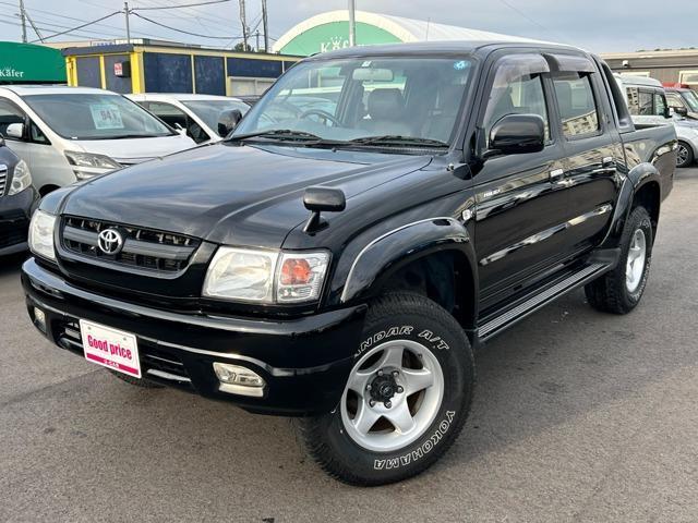 TOYOTA HILUX SPORTS PICK UP 