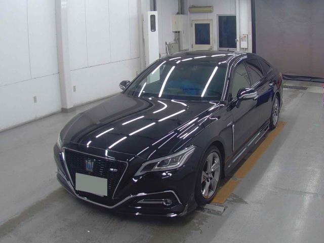 TOYOTA CROWN HYBRID 