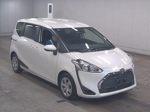 TOYOTA SIENTA 