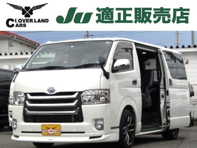 TOYOTA HIACE VAN 