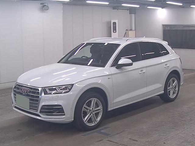 AUDI Q5 