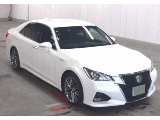 TOYOTA CROWN HYBRID 