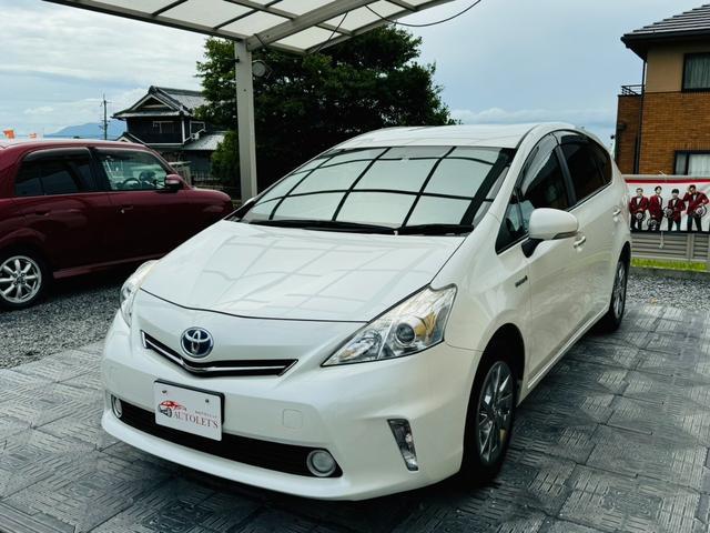 TOYOTA PRIUS ALPHA 