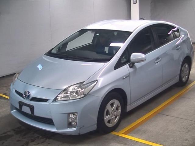 TOYOTA PRIUS 