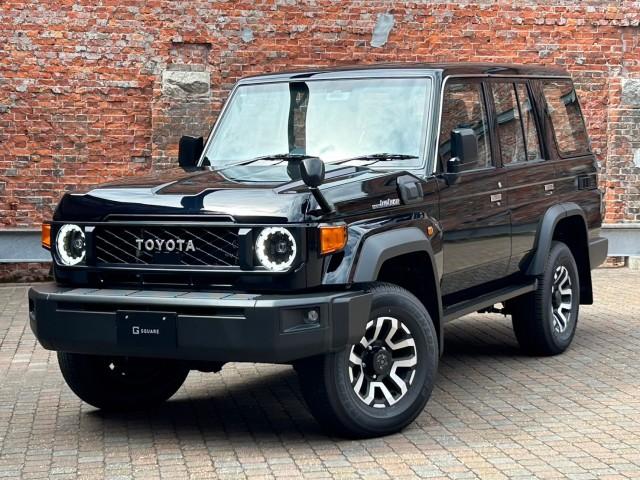 TOYOTA LAND CRUISER 70 