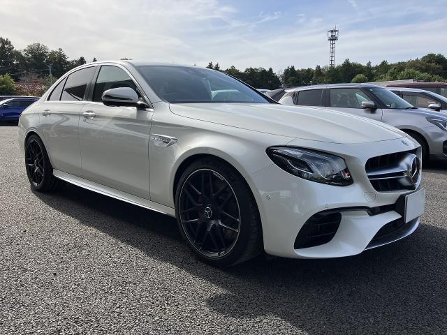 MERCEDES AMG E-CLASS 