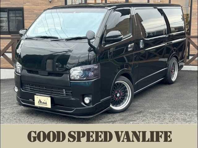 TOYOTA HIACE VAN 