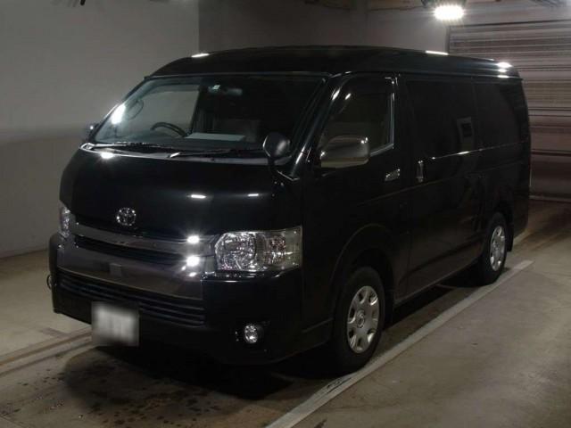 TOYOTA HIACE WAGON 