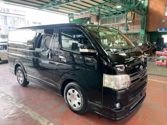 TOYOTA REGIUS ACE VAN 