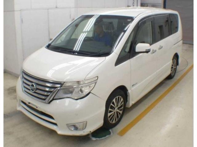 NISSAN SERENA 