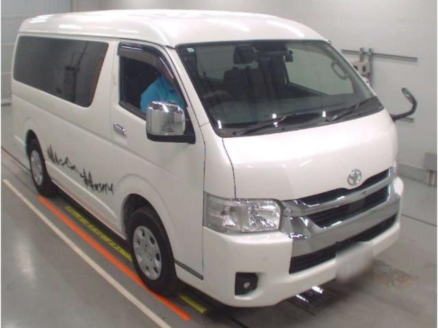 TOYOTA HIACE WAGON 