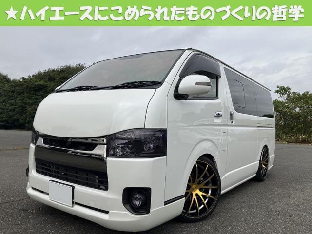 TOYOTA HIACE VAN 