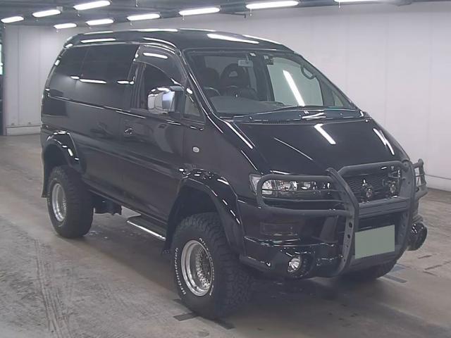 MITSUBISHI DELICA SPACE GEAR 