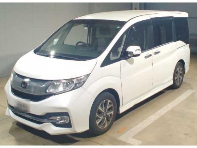 HONDA STEPWAGON SPADA 