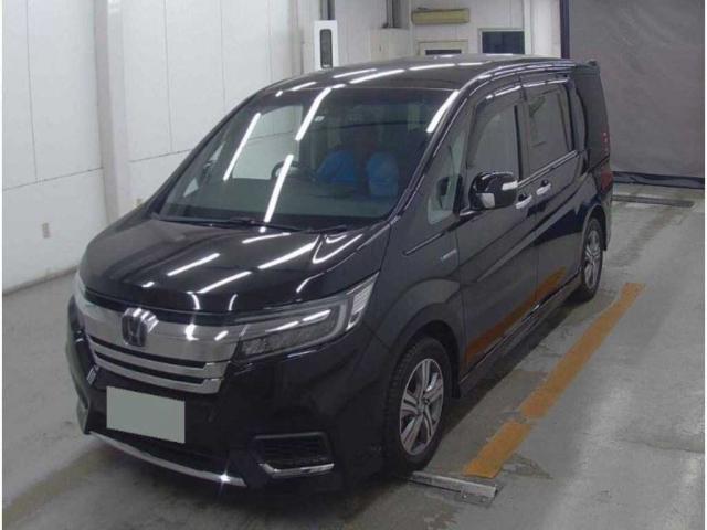 HONDA STEPWAGON SPADA 