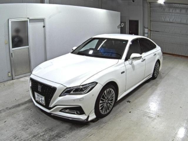 TOYOTA CROWN HYBRID 