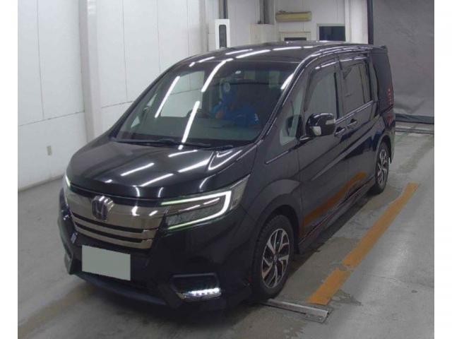 HONDA STEPWAGON SPADA 